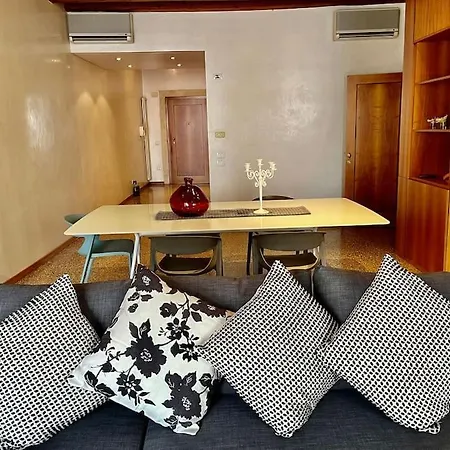 Il Duomo,150 Meters. Charm In Downtown