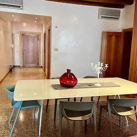 Il Duomo,150 Meters. Charm In Downtown Виченца