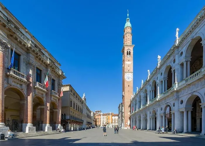 Il Duomo,150 Meters. Charm In Downtown Apartment Vicenza